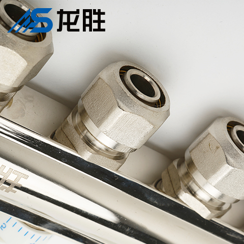 家裝鋪地?zé)岫嗌馘X一平？對(duì)于價(jià)格最多只能給你個(gè)參考！